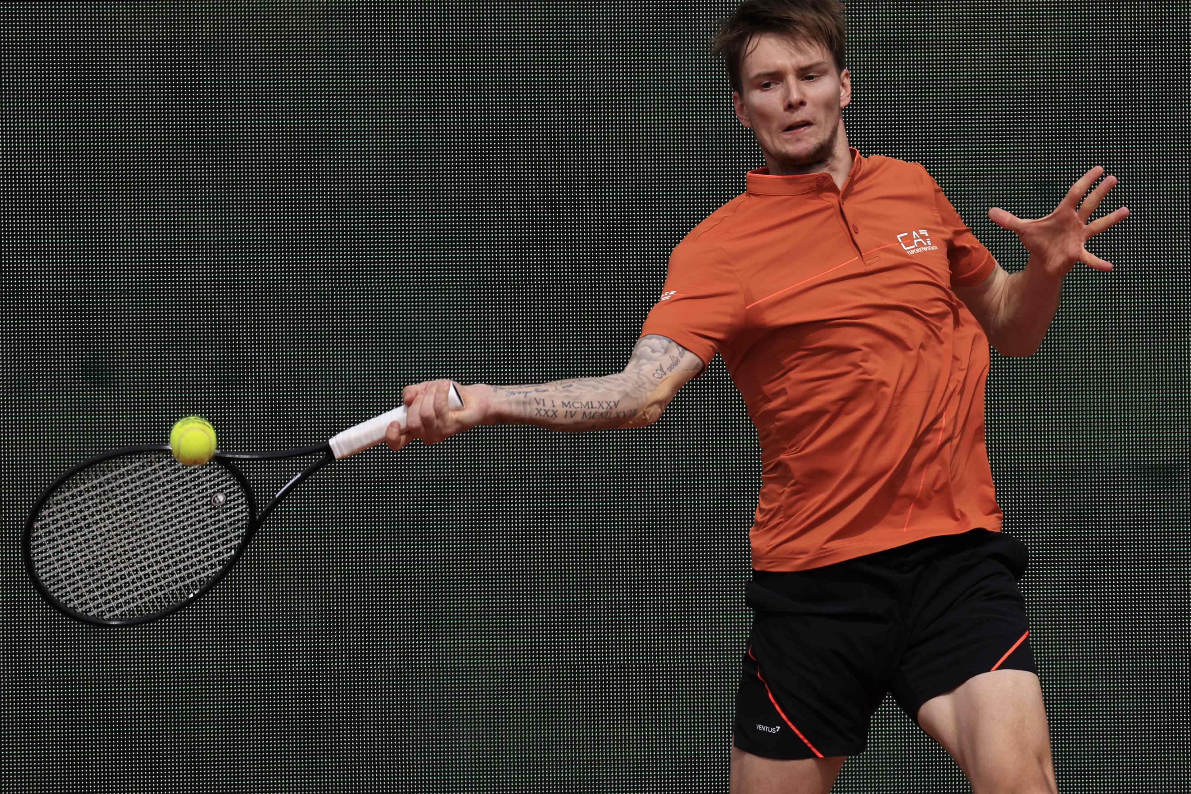 开云下载-年终总决赛碾压蒙特卡洛大师赛，兹维列夫惊艳四座