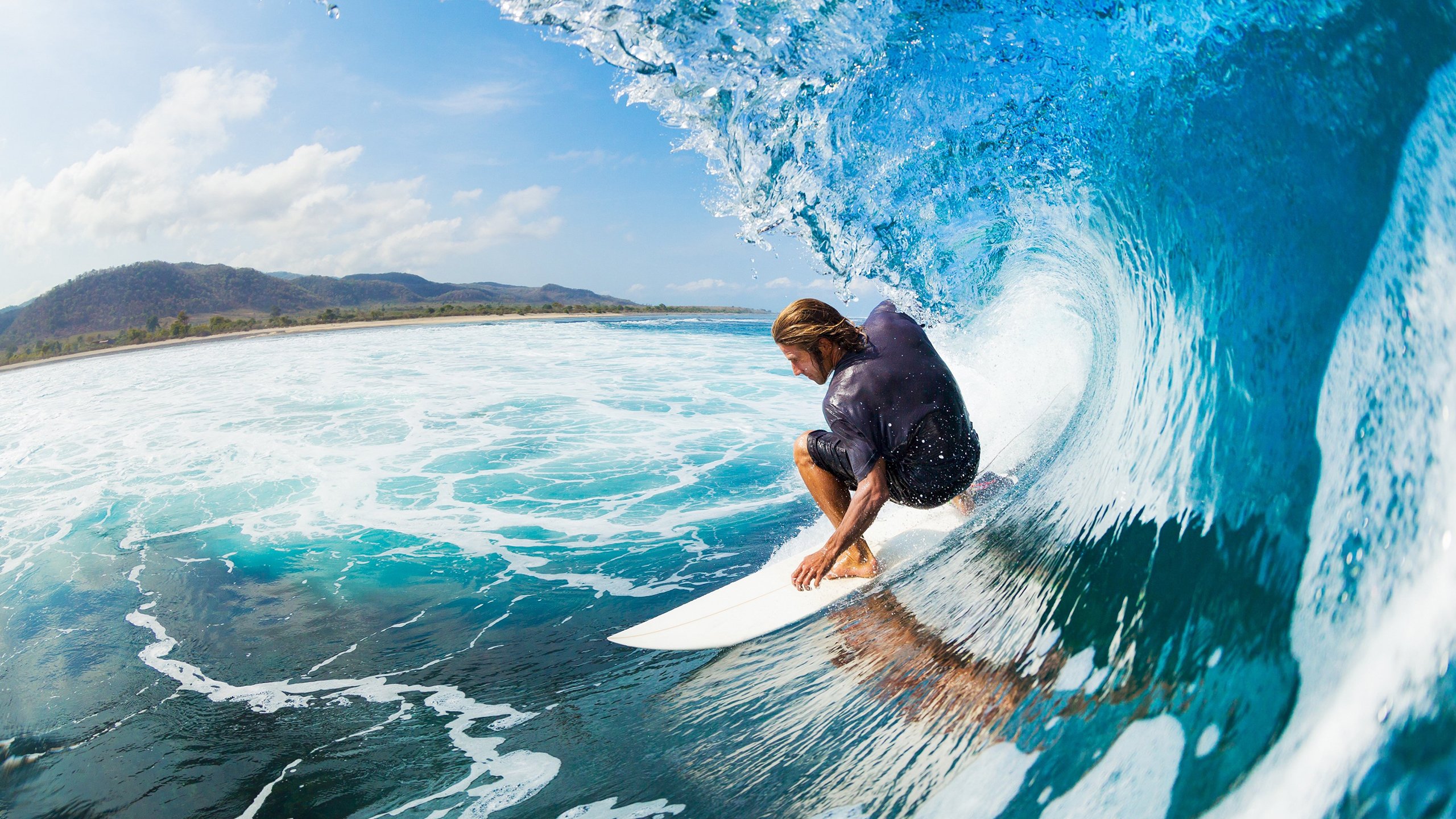 欧冠淘汰赛之夜，戈贝尔状态火热，当篮球场成为寂静的战场