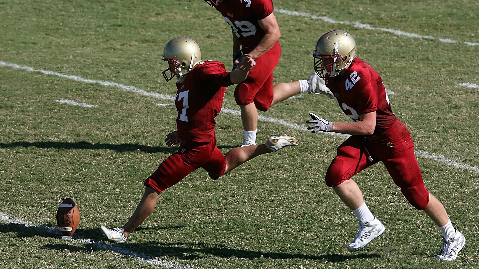 小贾伦爆发背后，独行侠战术如何肢解广东队？