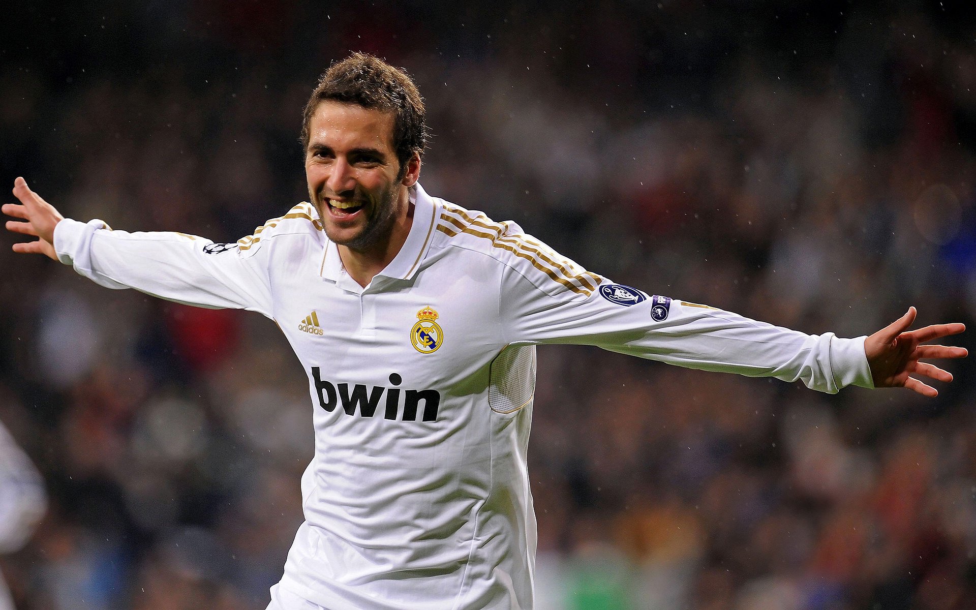 开云体育世界杯-火箭血拼雄鹿，贝恩在欧冠决赛接管比赛，当体育成为人类精神的平行宇宙